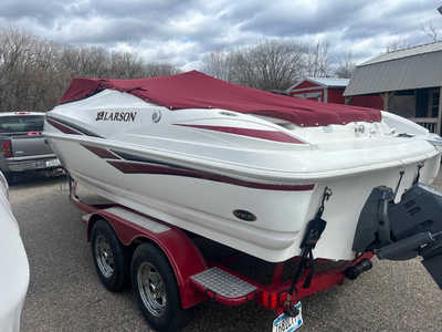 2005 Larson Boats Senza open, $15900. Photo 3