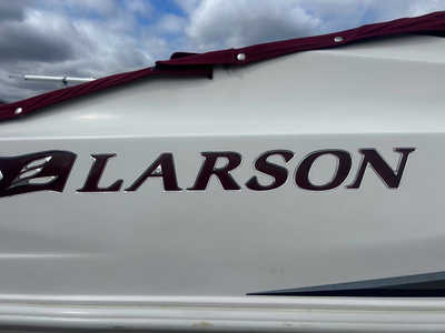 2005 Larson Boats Senza open, $15900. Photo 6
