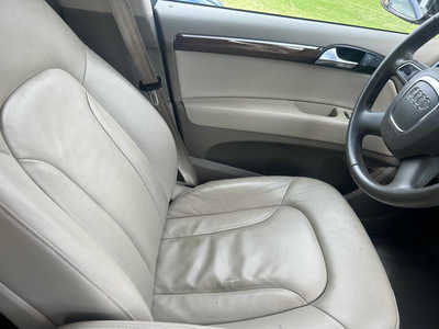 2011 Audi Q7, $5600. Photo 4