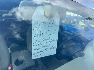 2011 Audi Q7, $5600. Photo 6