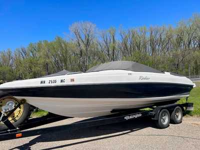 2005 Rinker Captiva, $12777. Photo 12