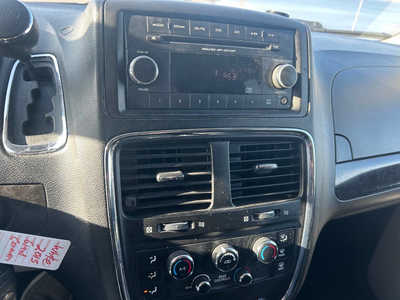 2015 Dodge Grand Caravan, $6588. Photo 10