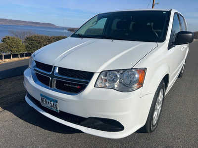 2015 Dodge Grand Caravan, $6588. Photo 12