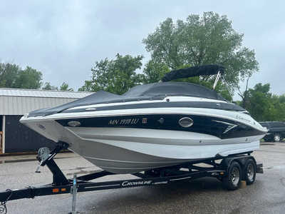 2018 Crownline E23 EC, $59888. Photo 5