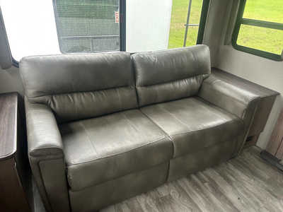 2020 Imagine By Grand Des 2970 RL, $27800. Photo 8