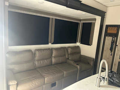 2021 Keystone Rv Avalanche, $55988. Photo 11