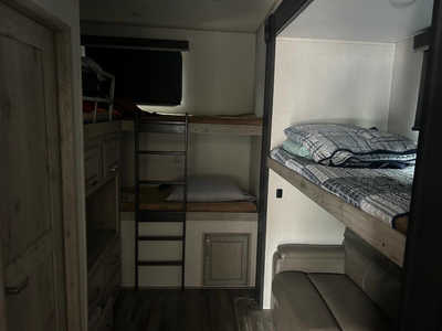 2021 Keystone Rv Avalanche, $55988. Photo 8
