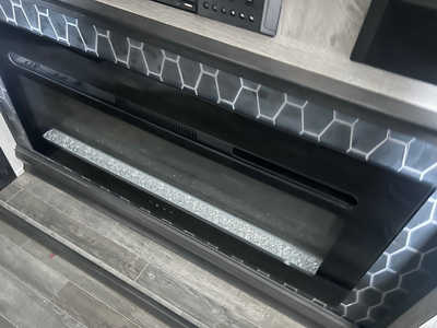 2021 Keystone Rv Avalanche, $55988. Photo 9
