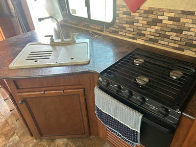 2014 Jayco Whitehawk Summit, $13500. Photo 10