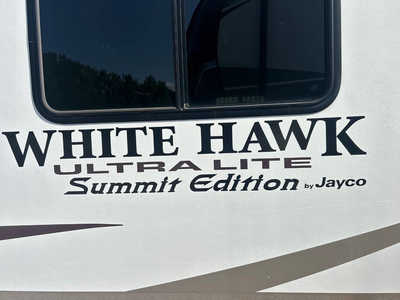 2014 Jayco Whitehawk Summit, $13500. Photo 2