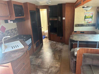 2014 Jayco Whitehawk Summit, $13500. Photo 7