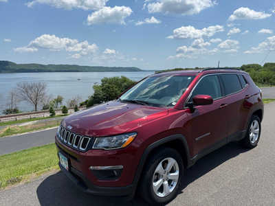 2021 Jeep Compass, $18990. Photo 5