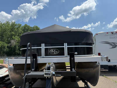 2025 Montego Bay 20, $45729. Photo 2