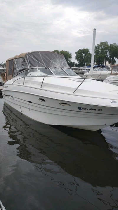 2001 Larson Boats 259 Cabrio, $19500. Photo 2
