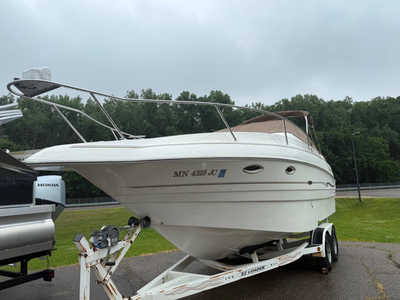 2001 Larson Boats 259 Cabrio, $19500. Photo 5