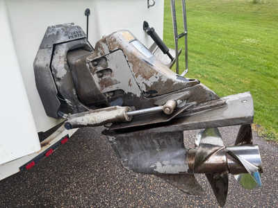 2001 Larson Boats 259 Cabrio, $19500. Photo 7