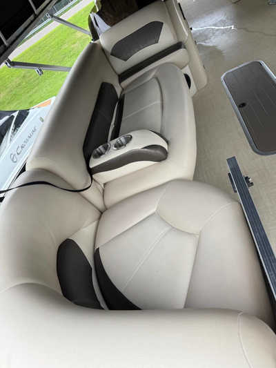 2014 Landau Atlantis 250, $52990. Photo 10