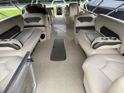 2014 Landau Atlantis 250, $52990. Photo 11