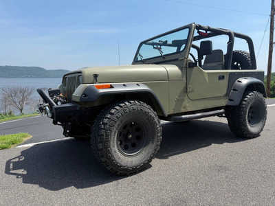 1994 Jeep Wrangler, $6995. Photo 6