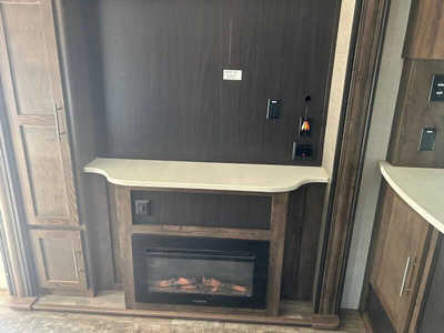 2018 Crossroads Rv Volante 30EK, $18000. Photo 11
