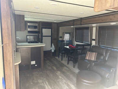 2018 Crossroads Rv Volante 30EK, $18000. Photo 6