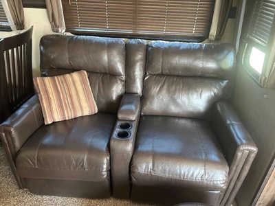 2018 Crossroads Rv Volante 30EK, $18000. Photo 7