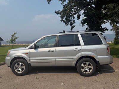 2006 Honda Pilot, $3750. Photo 3