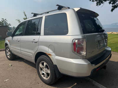 2006 Honda Pilot, $3750. Photo 4