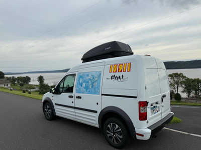 2013 Ford Transit Connect, $10900. Photo 2
