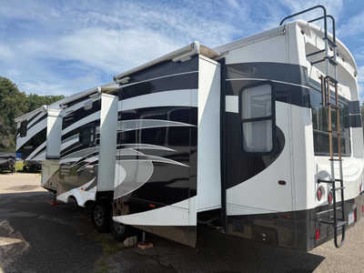 2013 Kz Stoneridge 36 5th wheel, $21000. Photo 6