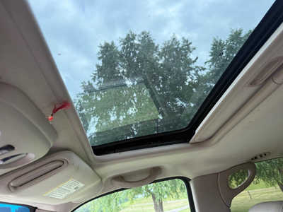 2005 Chevrolet Suburban, $1850. Photo 12