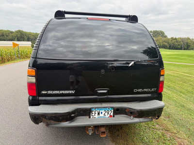 2005 Chevrolet Suburban, $1850. Photo 3