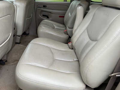 2005 Chevrolet Suburban, $1850. Photo 7