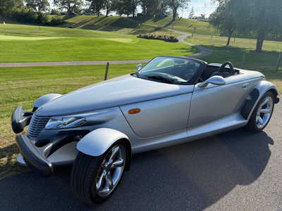 2000 Plymouth Prowler, $29990. Photo 7