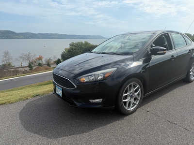 2015 Ford Focus, $5977. Photo 4