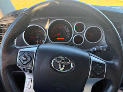 2017 Toyota Sequoia, $20995. Photo 10