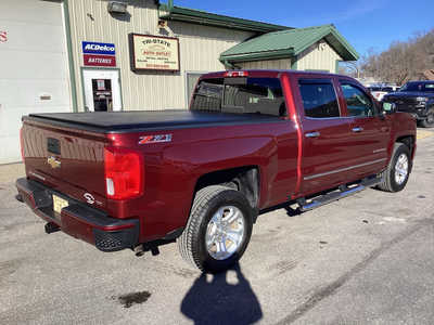 2017 Chevrolet 1500 Crew Cab, $27990. Photo 4