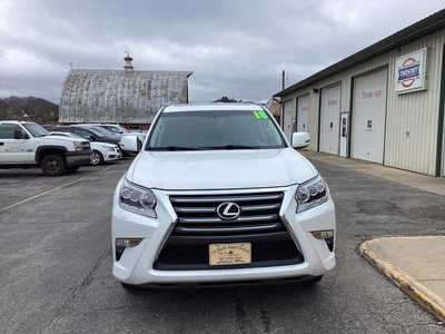 2018 Lexus GX Series, $28990. Photo 3