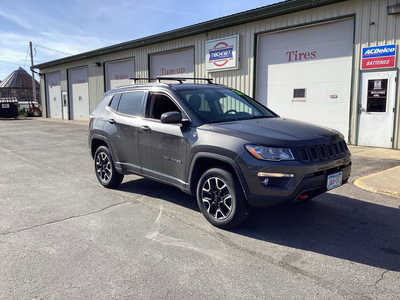 2020 Jeep Compass, $15990. Photo 2