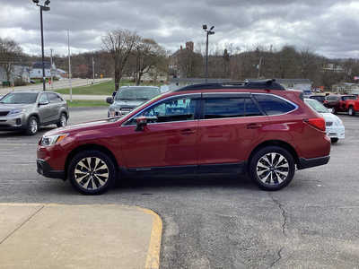 2017 Subaru Outback, $15990. Photo 9