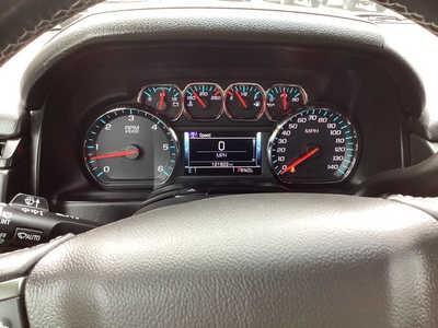 2020 Chevrolet Suburban, $27990. Photo 11