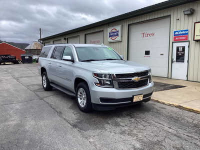 2020 Chevrolet Suburban, $27990. Photo 2