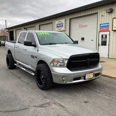 2014 RAM 1500 Crew Cab, $18990. Photo 3