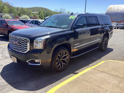 2020 GMC Yukon XL, $36990. Photo 7