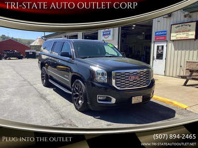 2020 GMC Yukon XL, $36990. Photo 1