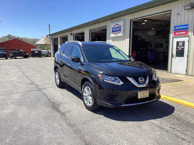 2016 Nissan Rogue, $10990. Photo 2
