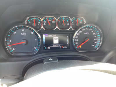 2019 Chevrolet Suburban, $29990. Photo 10