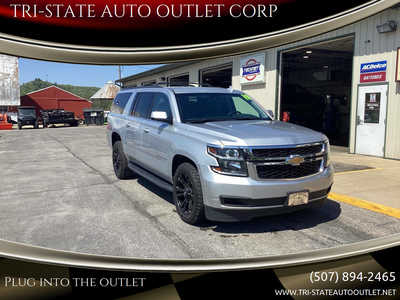 2019 Chevrolet Suburban, $29990. Photo 1