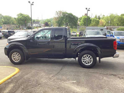 2020 Nissan Frontier, $19990. Photo 9