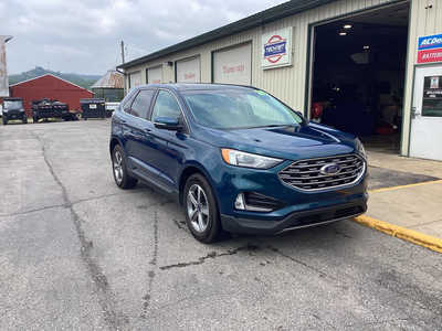 2020 Ford Edge, $14990. Photo 2